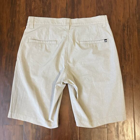 TRAVIS MATHEW Chino Short Beige Stripe Stretch Performance Golf Preppy - Picture 2 of 11